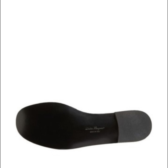 Salvatore Ferragamo sandals size 6 NWT - Picture 7 of 8